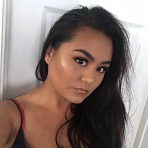 Meet your Posher, Jade